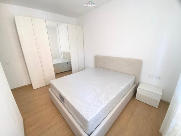 Tirane, jepet me qera apartament 2+1 Kati 2, 101 m² 650 € (rruga e dibres)