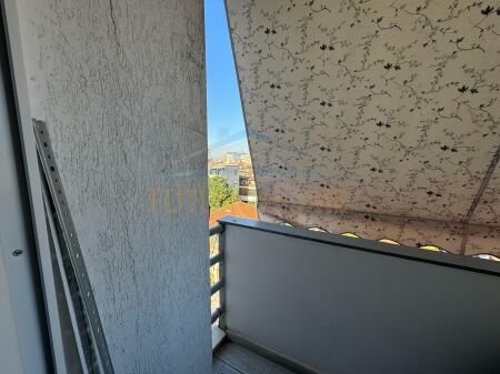Tirane, shitet apartament 2+1 Kati 3, 73 m² 203.000 € (Selvia)
