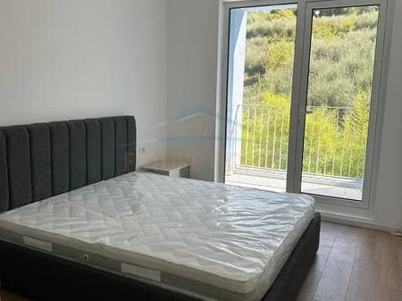 Tirane, shitet apartament 1+1 Kati 2, 53 m² 88.000 € (Fresku)