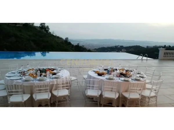 Tirane, shitet hotel Kati 3, 16.000 m² 5.500.000 € (Dajt)