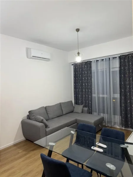 Tirane, jepet me qera apartament 1+1+Ballkon Kati 4, 60 m² 500 € 