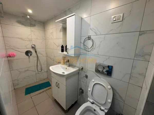 Tirane, jepet me qera apartament 1+1 Kati 0, 51 m² 500 € (21 dhjetori)