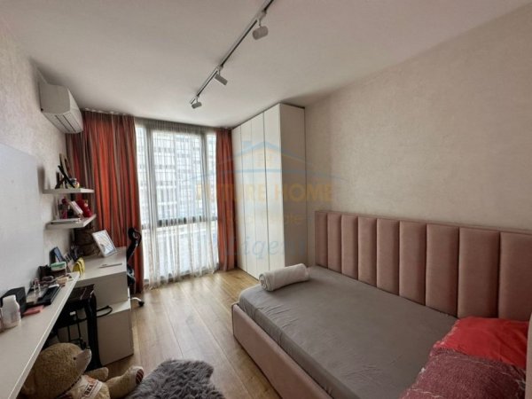 Tirane, jepet me qera apartament 3+1+Ballkon Kati 3, 109 m² 1.300 € (Residenca Alba)