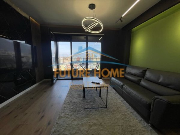 Tirane, jepet me qera apartament 2+1+Ballkon Kati 9, 110 m² 1.400 € (Kompleksi Dinamo)