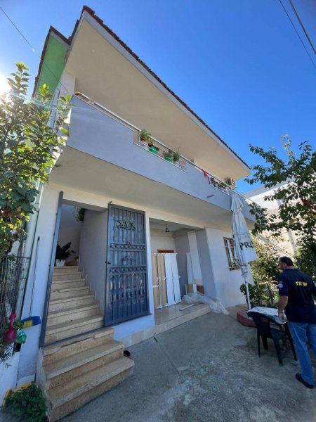 Tirane, shes Vile 2 Katshe Kati 0, 193 m² 260.000 € (Rruga Leka i Madh)