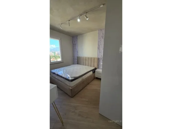 Tirane, jepet me qera apartament 1+1 Kati 8, 78 m² 600 € (Astir)