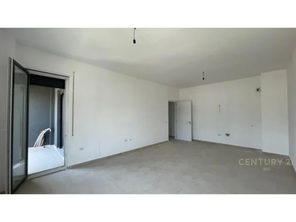 Tirane, shitet apartament 2+1 Kati 6, 87 m² 105.000 € (Paskuqan)