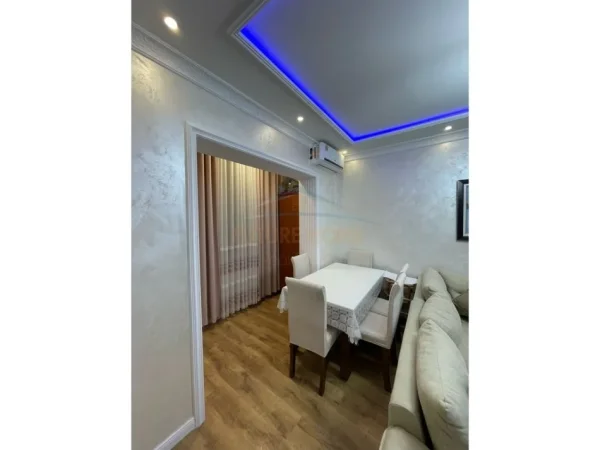 Durres, shitet apartament 2+1 Kati 3, 73 m² 120.000 € 