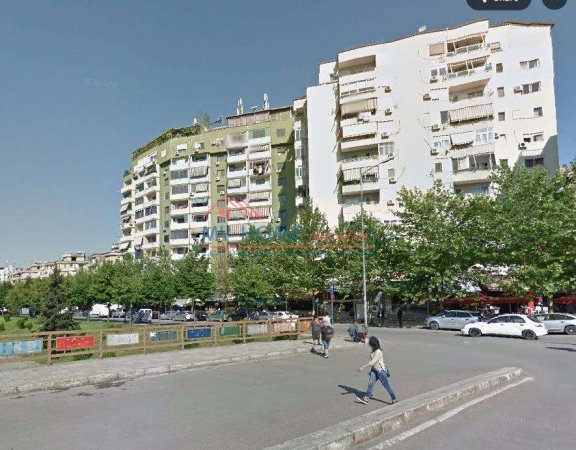 Tirane, shitet apartament 1+1+Ballkon Kati 3, 56 m² (Brryli)