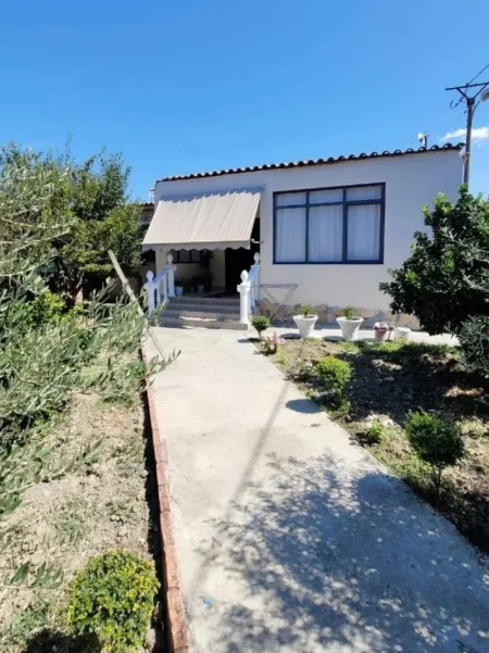 Kavaje, shitet shtepi 1+1+Aneks+Ballkon Kati 1, 300 m² 75.000 € (Kavaje)