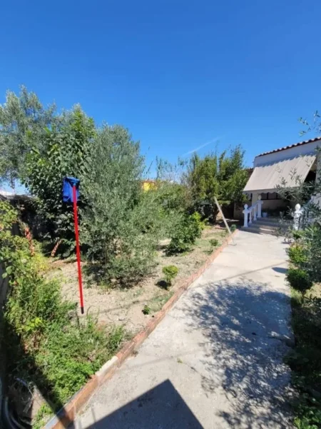 Kavaje, shitet shtepi 1+1+Aneks+Ballkon Kati 1, 300 m² 75.000 € (Kavaje)