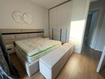 Tirane, jepet me qera apartament 1+1+Ballkon Kati 6, 68 m² 600 € (Rezidenca Trio Tower)