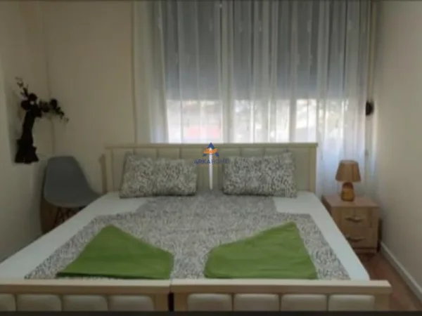 Tirane, jepet me qera apartament 1+1 Kati 1, 60 m² 600 € (PRANE FONDIT BESA, M. SHYRI)