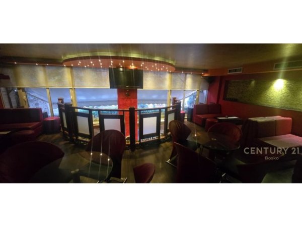 Tirane, jepet me qera bar-kafe Kati 0, 150 m² 800 € (PAZARIT RI)