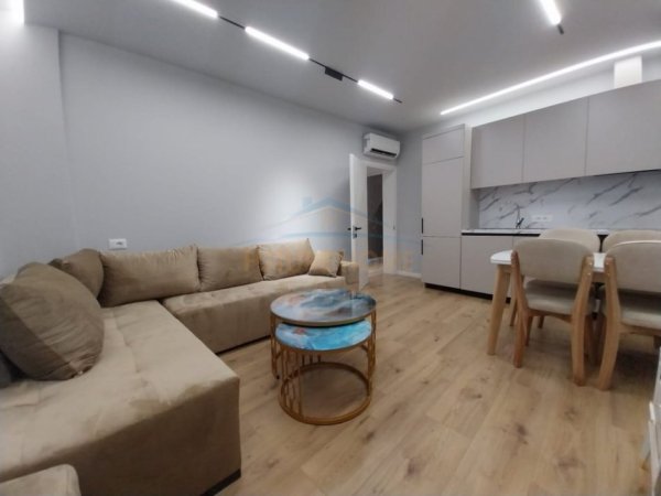Qira, Apartament 1+1, Unaza e Re, prane Vila L, Tirane