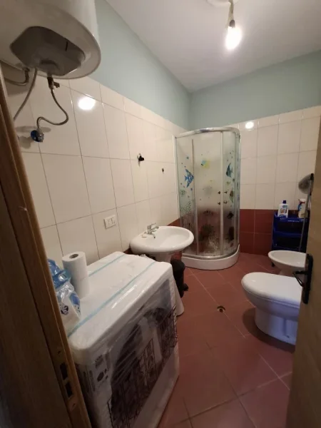 Tirane, jepet me qera apartament 1+1+Aneks+Ballkon Kati 3, 106 m² 500 € (Pasticeri Nela, Astir)