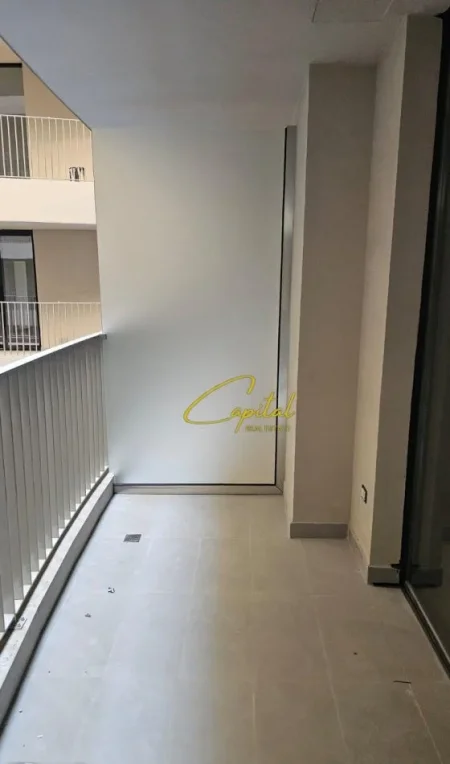 Tirane, jepet me qera zyre Kati 3, 152 m² 1.000 € (REZIDENCA MINE PEZA)