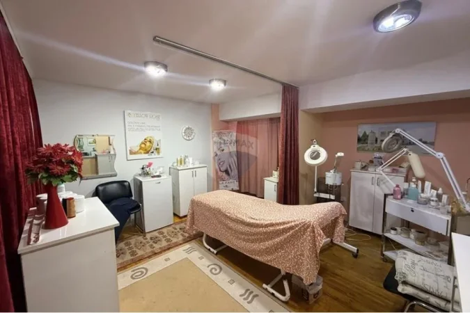 Tirane, shes dyqan Kati 0, 37 m² 125.000 € (rruga e elbasanit)