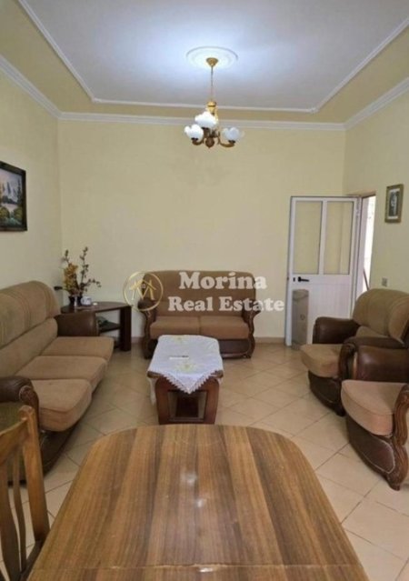 Tirane, jepet me qera apartament 1+1 Kati 1, 60 m² 400 € (Allias)
