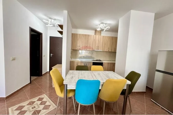 Tirane, shes apartament Kati 6, 122 m² (oxhaku)
