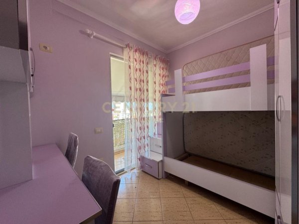 Tirane, jepet me qera apartament 2+1 Kati 6, 90 m² 400 € 