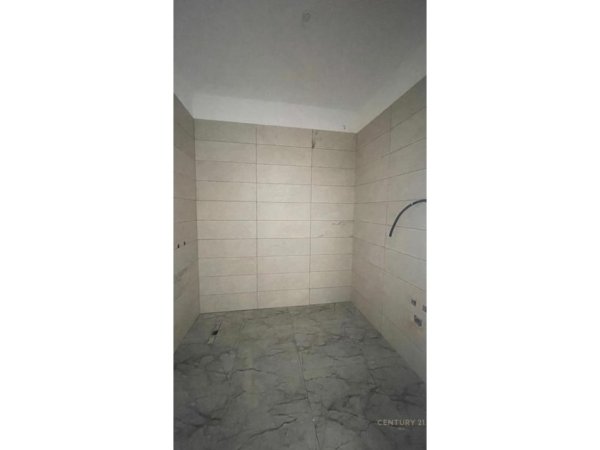 Tirane, shitet apartament 2+1 Kati 6, 87 m² 95.000 € 