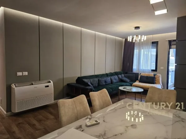 Tirane, jepet me qera apartament 2+1 , 117 m² 281.000 € 