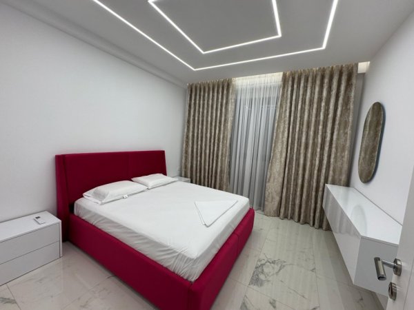 Tirane, jepet me qera apartament 1+1 Kati 5, 700 € 