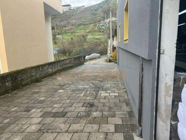 Tirane, shitet ambjent biznesi Kati 0, 591 m² 360.000 € 