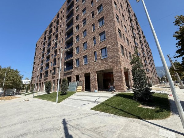 Tirane, shitet apartament 2+1 Kati 3, 93 m² 150.000 € 