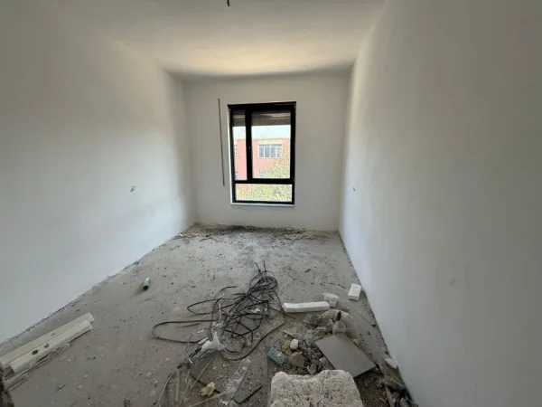 Tirane, shitet apartament 2+1 Kati 3, 93 m² 150.000 € 