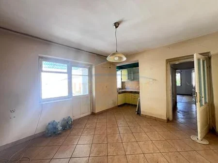 Tirane, shitet apartament 2+1 Kati 3, 78 m² 127.000 € (Ali Demi)