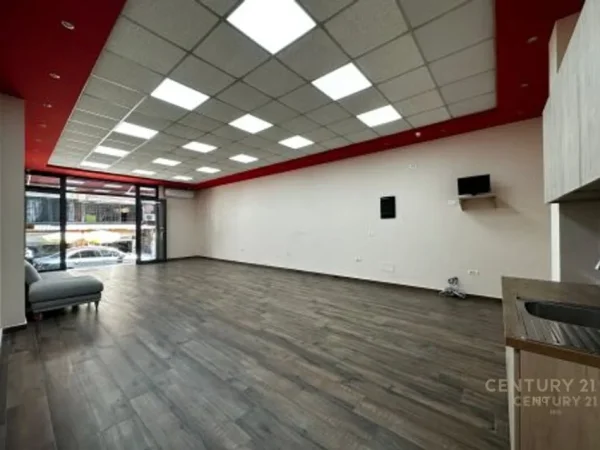 Tirane, shitet ambjent biznesi Kati 0, 80 m² 450.000 € (Blloku)