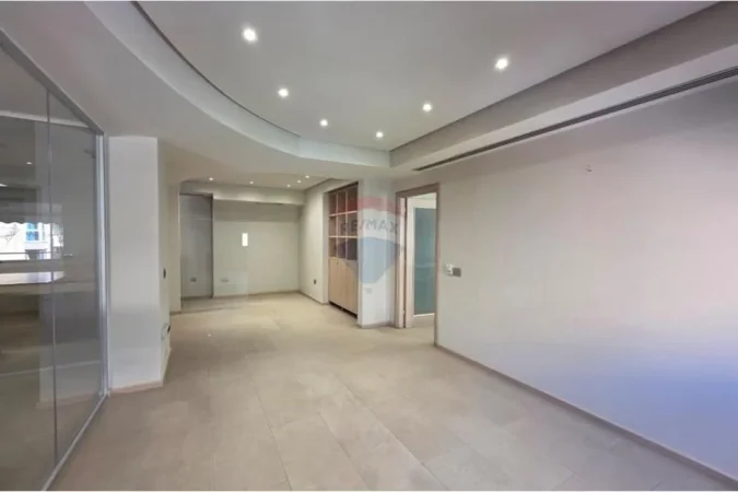 Tirane, shitet zyre , 276 m² 869.000 € 