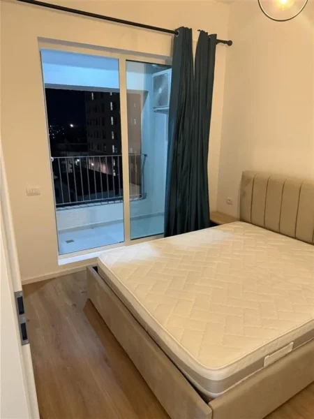 Tirane, jap me qera apartament 1+1+Ballkon Kati 4, 67 m² 500 € (RESIDENCA KAIMI ALI DEMI)