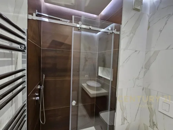 Tirane, shitet apartament 3+1 Kati 5, 117 m² 281.000 € (Don Bosko)