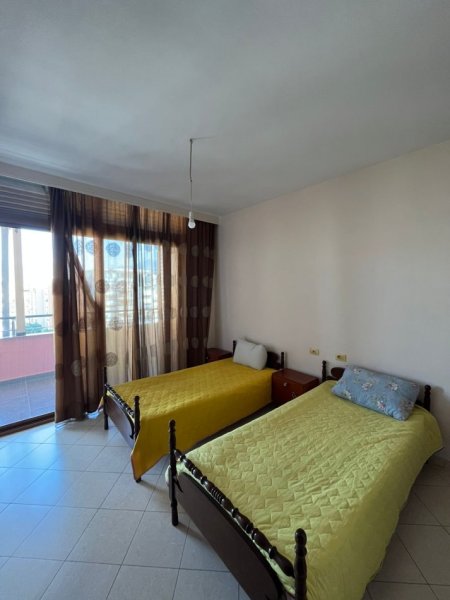 Tirane, jepet me qera apartament 2+1 Kati 7, 500 € (Astir)