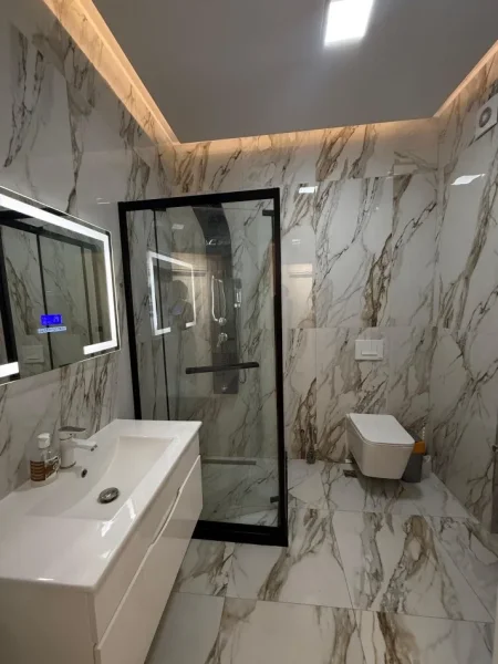 Tirane, jepet me qera apartament 2+1 Kati 3, 110 m² 600 € (URBAN GATE)