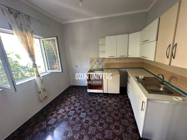 Tirane, jepet me qera apartament 2+1 Kati 2, 76 m² 300 € (jordan mise)