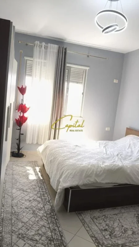 Tirane, shitet apartament 1+1 Kati 5, 65 m² 110.000 € (FRESKU)