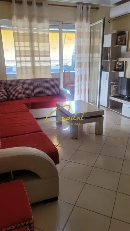 Tirane, jepet me qera apartament 2+1 Kati 3, 100 m² 450 € (ASTIR)