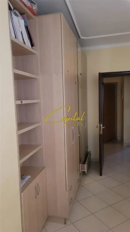 Tirane, jepet me qera apartament 2+1 Kati 3, 100 m² 450 € (ASTIR)