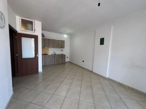 Tirane, shitet apartament 1+1 Kati 7, 69 m² 95.000 € 
