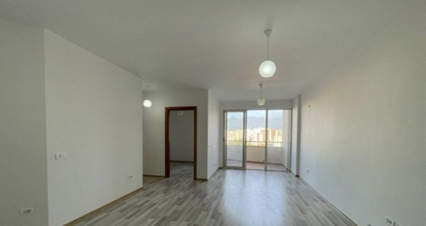 Tirane, shitet apartament 2+1 Kati 7, 110 m² 132.000 € (YZBERISHT)