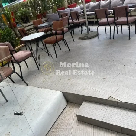 Tirane, shitet ambjent biznesi Kati 0, 90 m² 150.000 € (Shkoze)