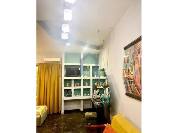 Tirane, jap me qera apartament 1+1 Kati 2, 40 m² 650 € (Rruga e Dibres)