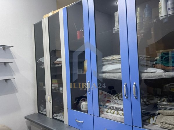 Tirane, jap me qera apartament 1+1 Kati 2, 40 m² 650 € (Rruga e Dibres)
