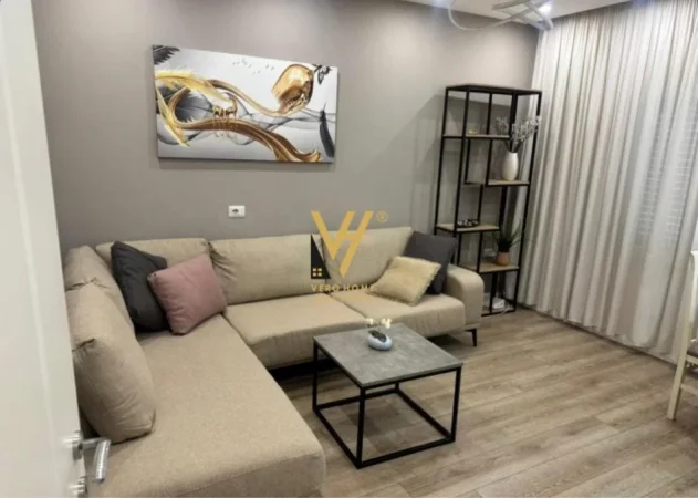 Tirane, jepet me qera apartament 1+1+Ballkon Kati 4, 58 m² 600 € (RRUGA FERIT XHAJKO)