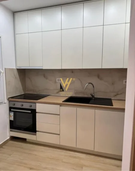 Tirane, jepet me qera apartament 1+1+Ballkon Kati 4, 58 m² 600 € (RRUGA FERIT XHAJKO)