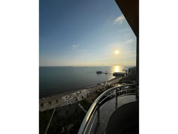 Durres, shitet apartament 3+1+Ballkon Kati 13, 118 m² 320.000 € (Vollga,Durres)